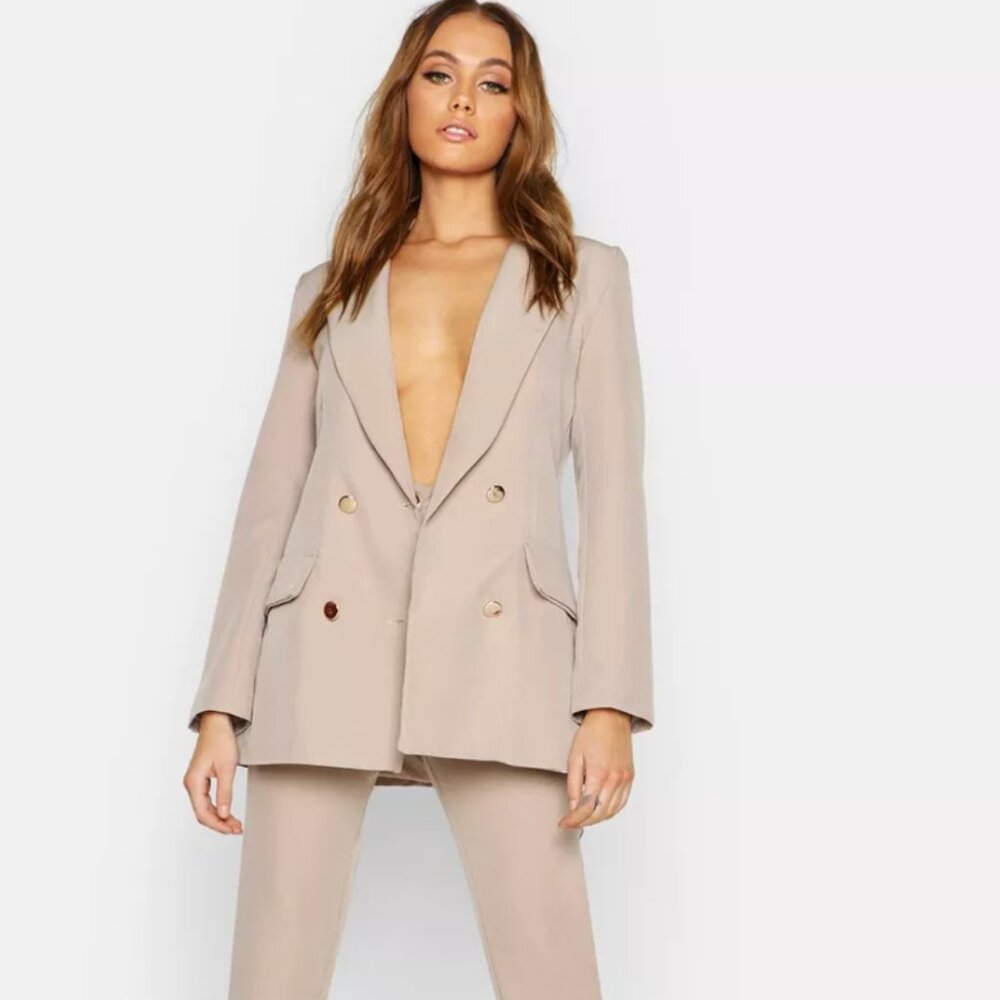 NWT BooHoo Double Breasted Military Blazer